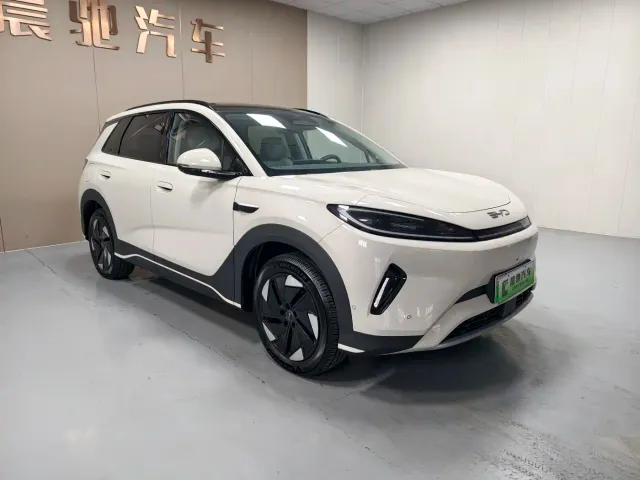 BYD Sealion 05 EV — Фото автомобиля 3