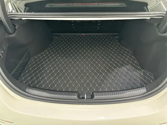 Mercedes-Benz C-Class — Фото автомобиля 25