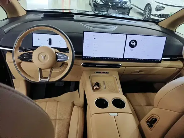 Voyah Auto Voyah Dreamer 2025 PHEV AWD Flagship Kunpeng Edition — Фото автомобиля 9