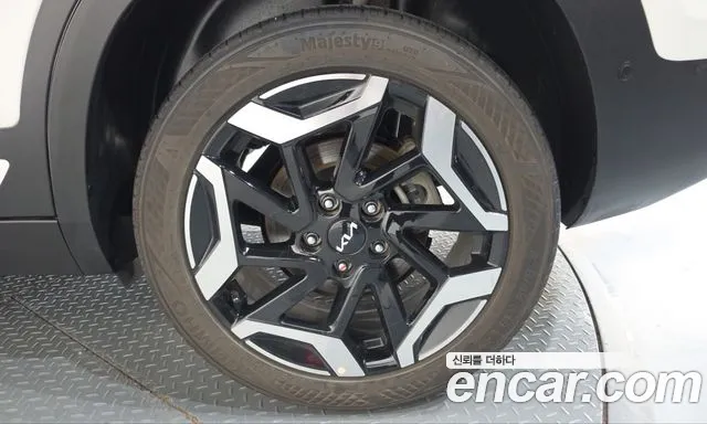 Kia Seltos New — Фото автомобиля 6