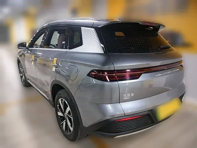 BYD Song Pro — Фото автомобиля 6