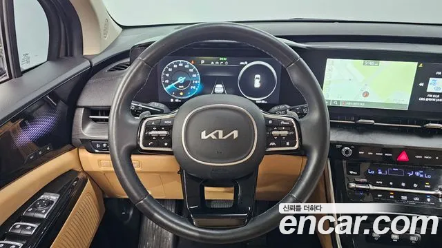 Kia Canival — Фото автомобиля 10