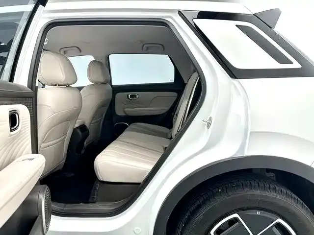 GAC Aion UT — Фото автомобиля 6