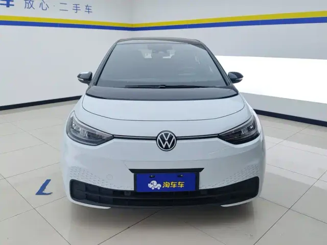 Volkswagen ID.3 — Фото автомобиля 2