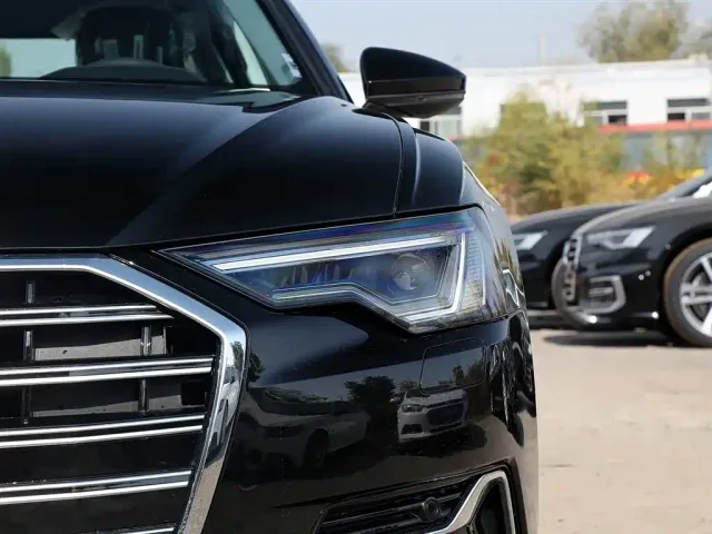 Audi A6L — Фото автомобиля 17