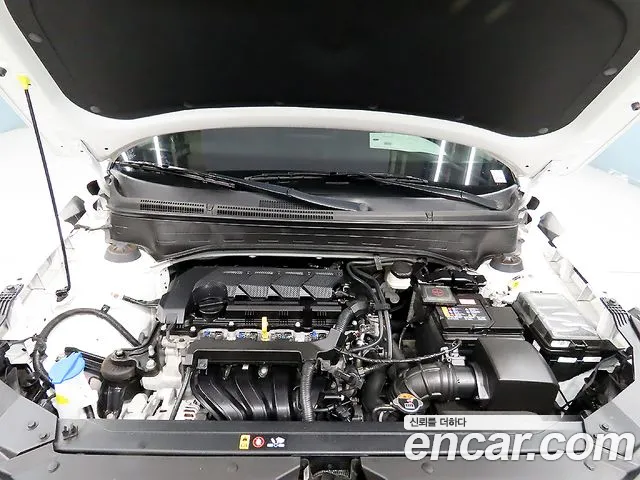 Hyundai Venue — Фото автомобиля 20