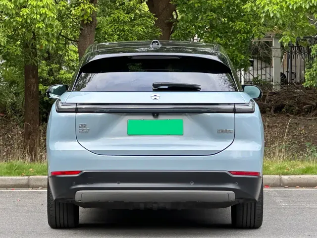 Nio ES7 — Фото автомобиля 6