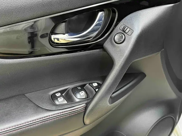 Nissan Qashqai — Фото автомобиля 10