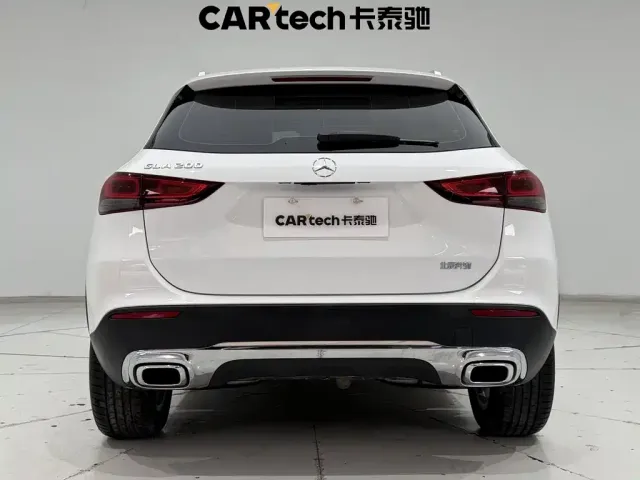 Mercedes-Benz GLA-Class — Фото автомобиля 6