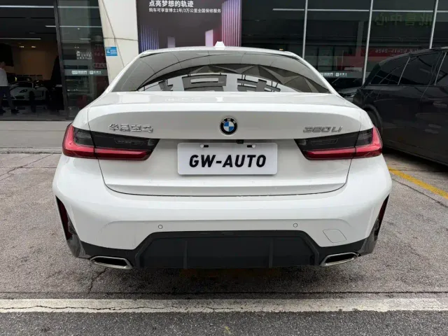 BMW 3 Series — Фото автомобиля 10
