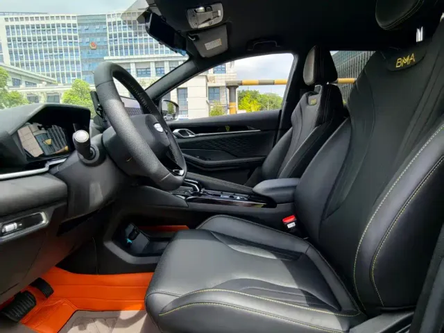 Geely Binyue — Фото автомобиля 7