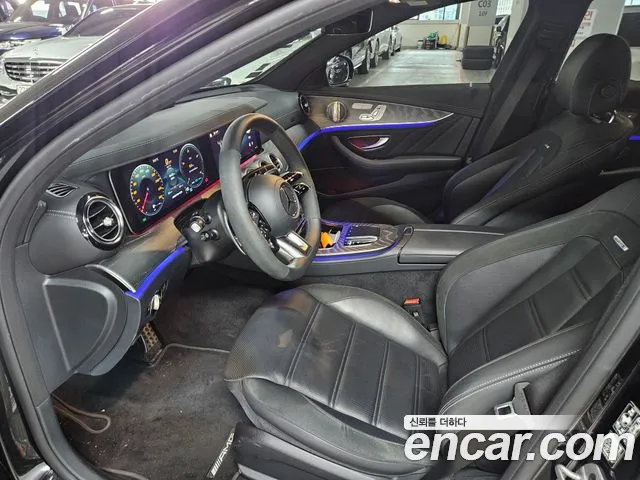 Mercedes-Benz E-Class — Фото автомобиля 9