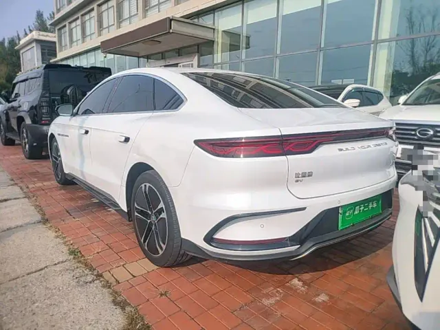 BYD Han — Фото автомобиля 4