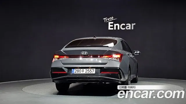 Hyundai AVANTE Новый Avante (CN7) — Фото автомобиля 4