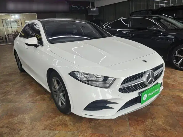 Mercedes-Benz A-Class — Фото автомобиля 3