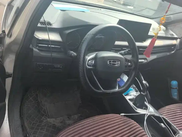 Geely Vision X3 — Фото автомобиля 12