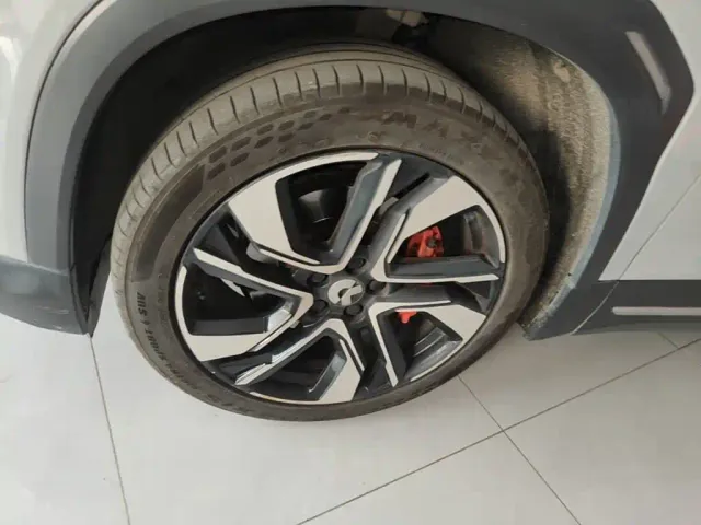 Nio EC6 — Фото автомобиля 24