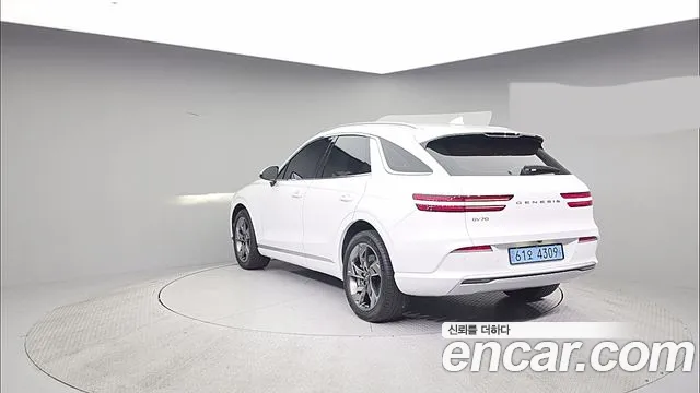 Genesis GV70 Electrified GV70 — Фото автомобиля 6