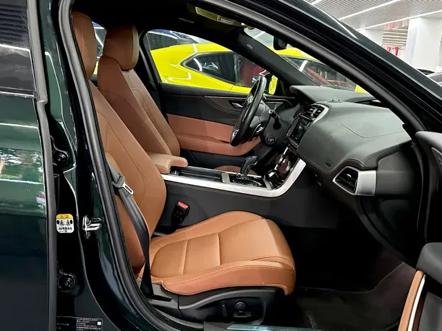 Jaguar XEL — Фото автомобиля 8