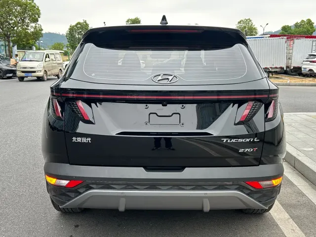 Hyundai Tucson — Фото автомобиля 8
