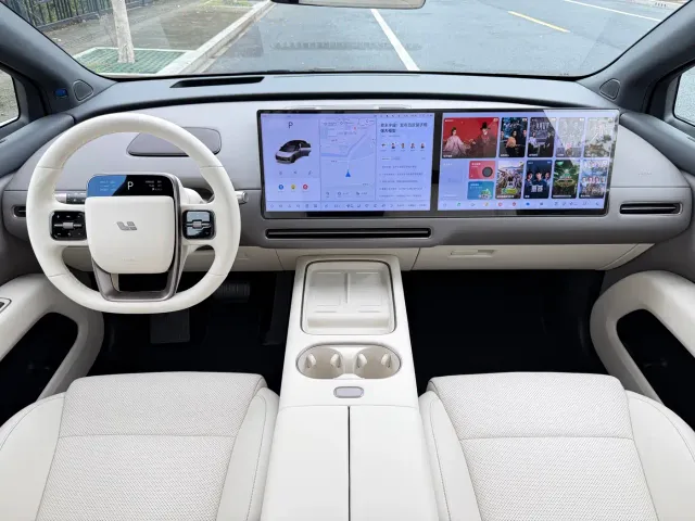 Li Auto i6 — Фото автомобиля 13