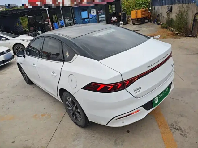 BYD Qin PLUS — Фото автомобиля 4