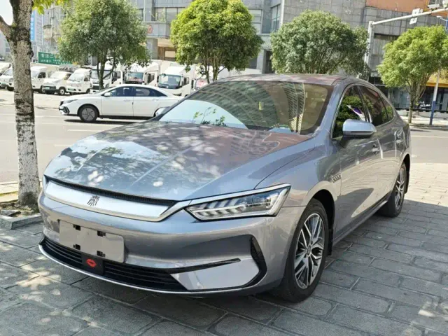 Фотография автомобиля — BYD Qin PLUS