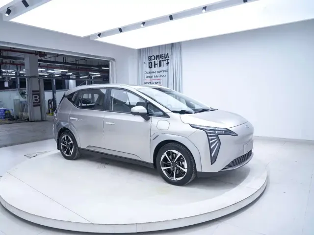 GAC Aion Y — Фото автомобиля 28
