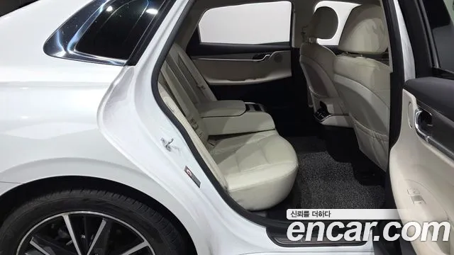 Hyundai Grandeur Новый Grandeur IG — Фото автомобиля 11
