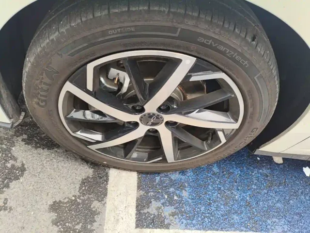 BYD Seal 07 DM-i — Фото автомобиля 22