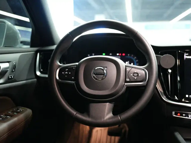 Volvo S60 — Фото автомобиля 15