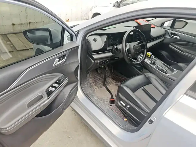 GAC Aion S Plus — Фото автомобиля 15