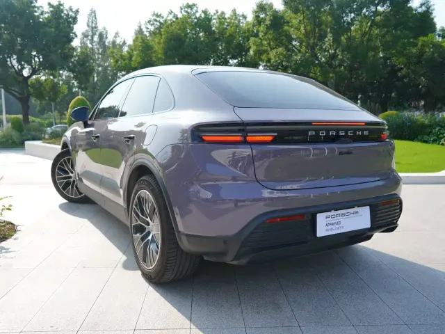 Porsche Macan EV — Фото автомобиля 19