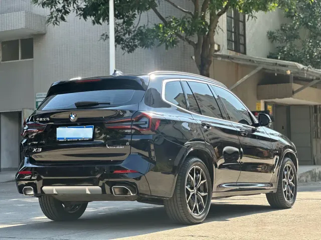 BMW X3 — Фото автомобиля 4