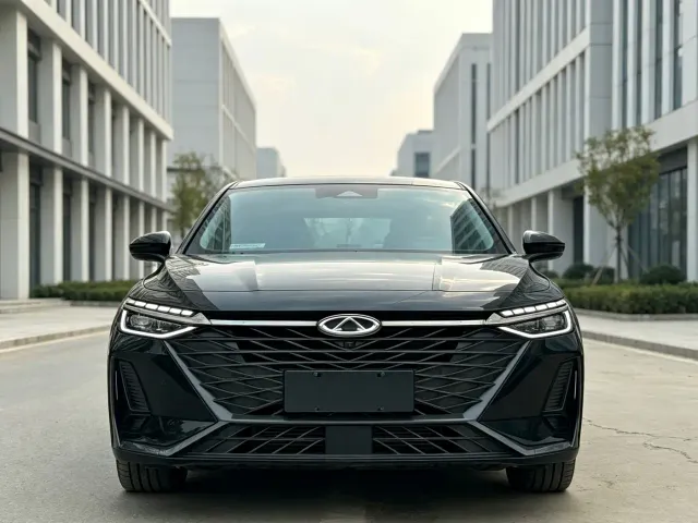 Chery Arrizo 8 — Фото автомобиля 2