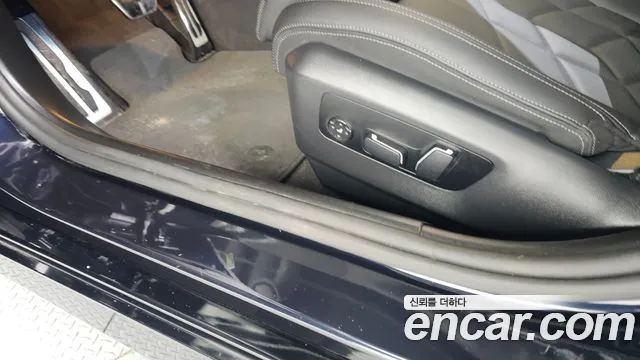 BMW 5 Series G60 — Фото автомобиля 25