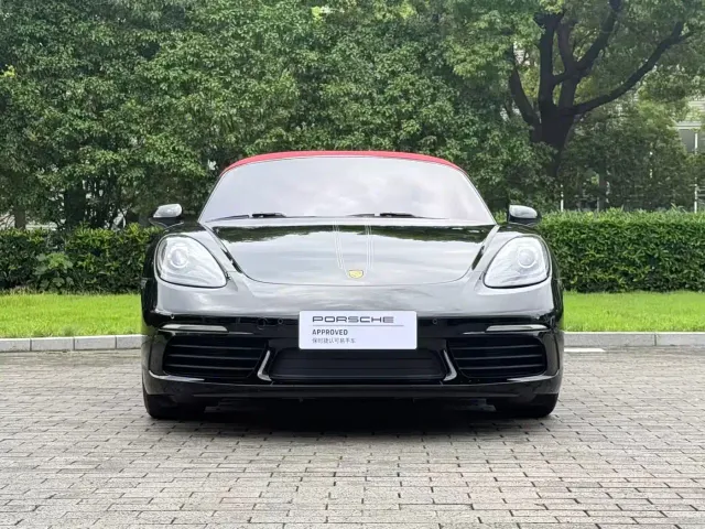 Porsche 718 — Фото автомобиля 2