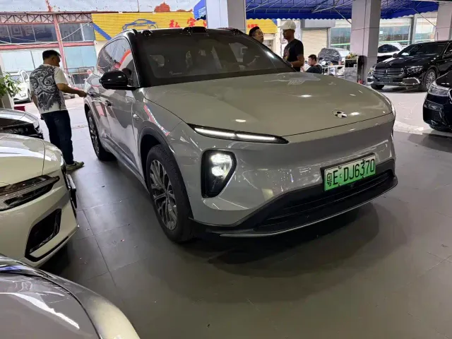 Nio ES6 — Фото автомобиля 2