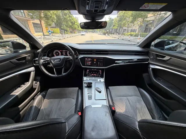 Audi A6L — Фото автомобиля 9