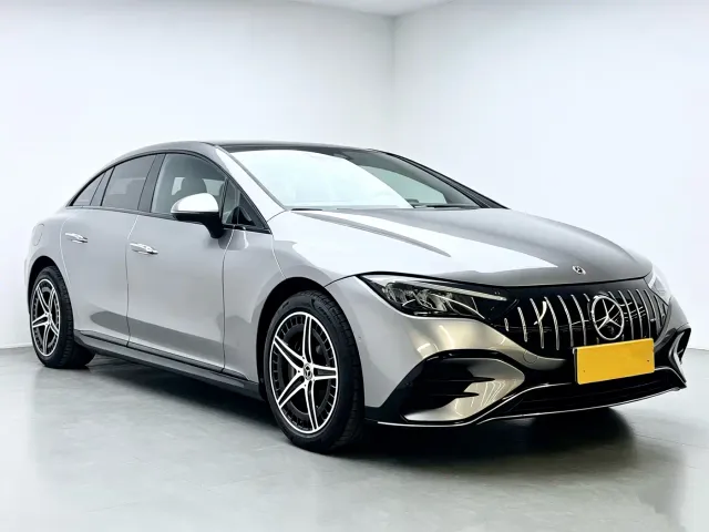Mercedes-Benz EQE — Фото автомобиля 3
