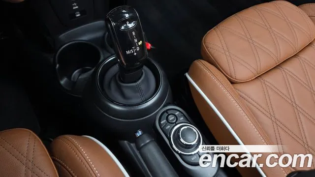 Mini Cooper Convertible — Фото автомобиля 3