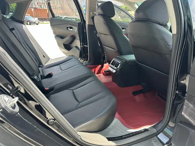 Honda Accord 2024 260TURBO Luxury Edition — Фото автомобиля 10
