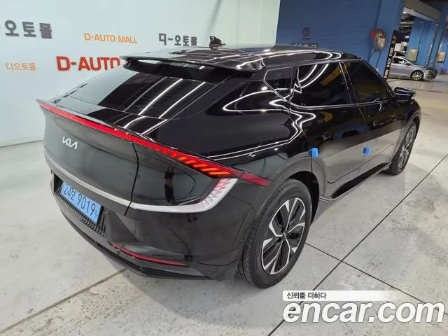 Kia EV6 — Фото автомобиля 6