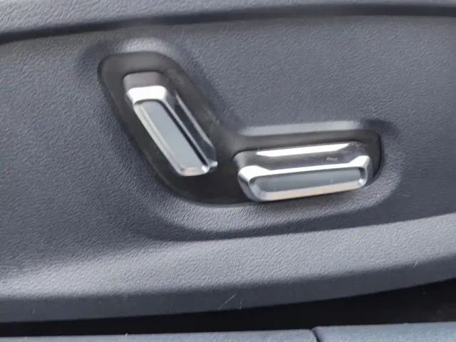 Geely Galaxy E8 — Фото автомобиля 24