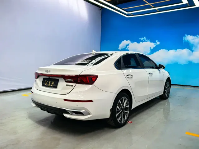 Kia K3 — Фото автомобиля 4