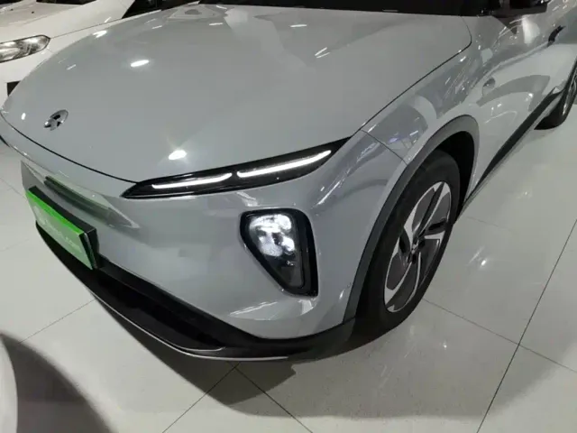 Nio ES6 — Фото автомобиля 23