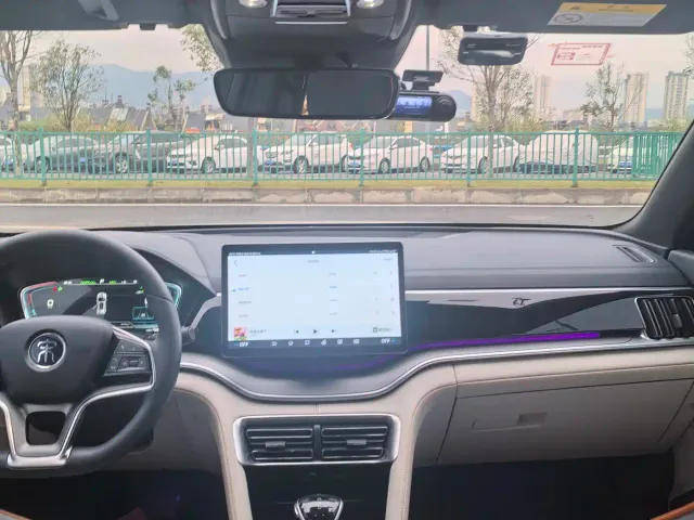 BYD Song PLUS — Фото автомобиля 11