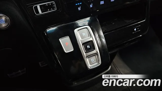 Hyundai Staria — Фото автомобиля 9