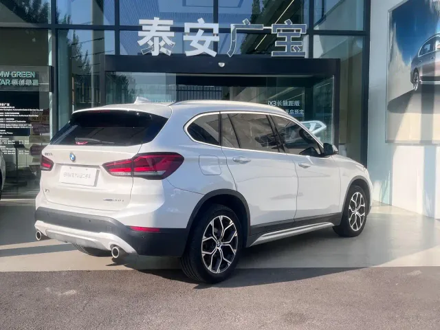 BMW X1 — Фото автомобиля 5