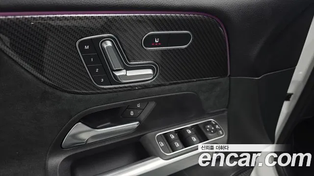 Mercedes-Benz GLB-Class — Фото автомобиля 14